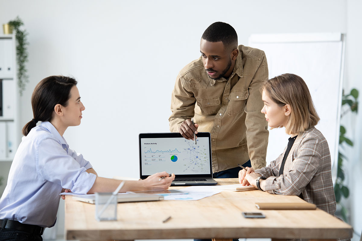 Navigating Employment Law: Compliance Essentials for HR Managers